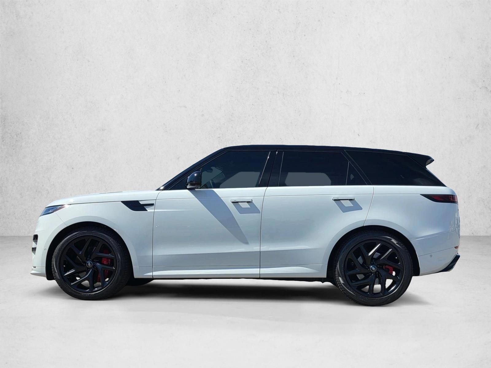 Thumbnail: 2023 Land Rover Range Rover Sport - 2
