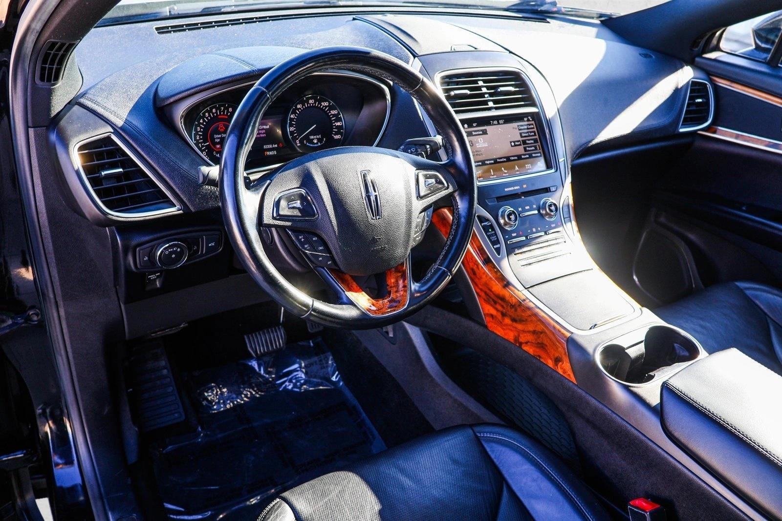 Thumbnail: 2016 Lincoln MKX - 3