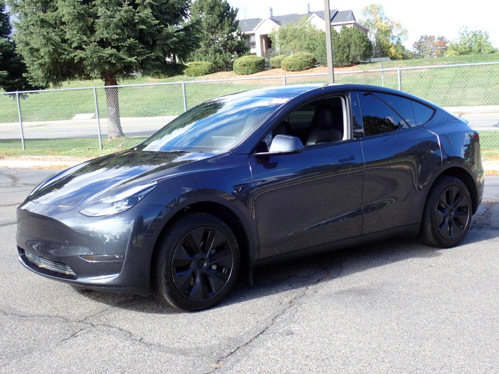 2025 Tesla Model Y