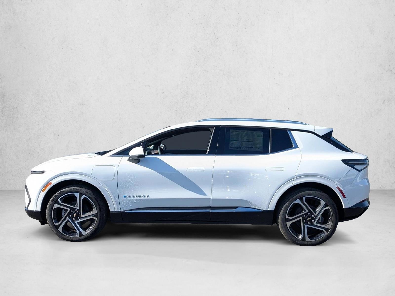 Thumbnail: 2026 Chevrolet Equinox - 2