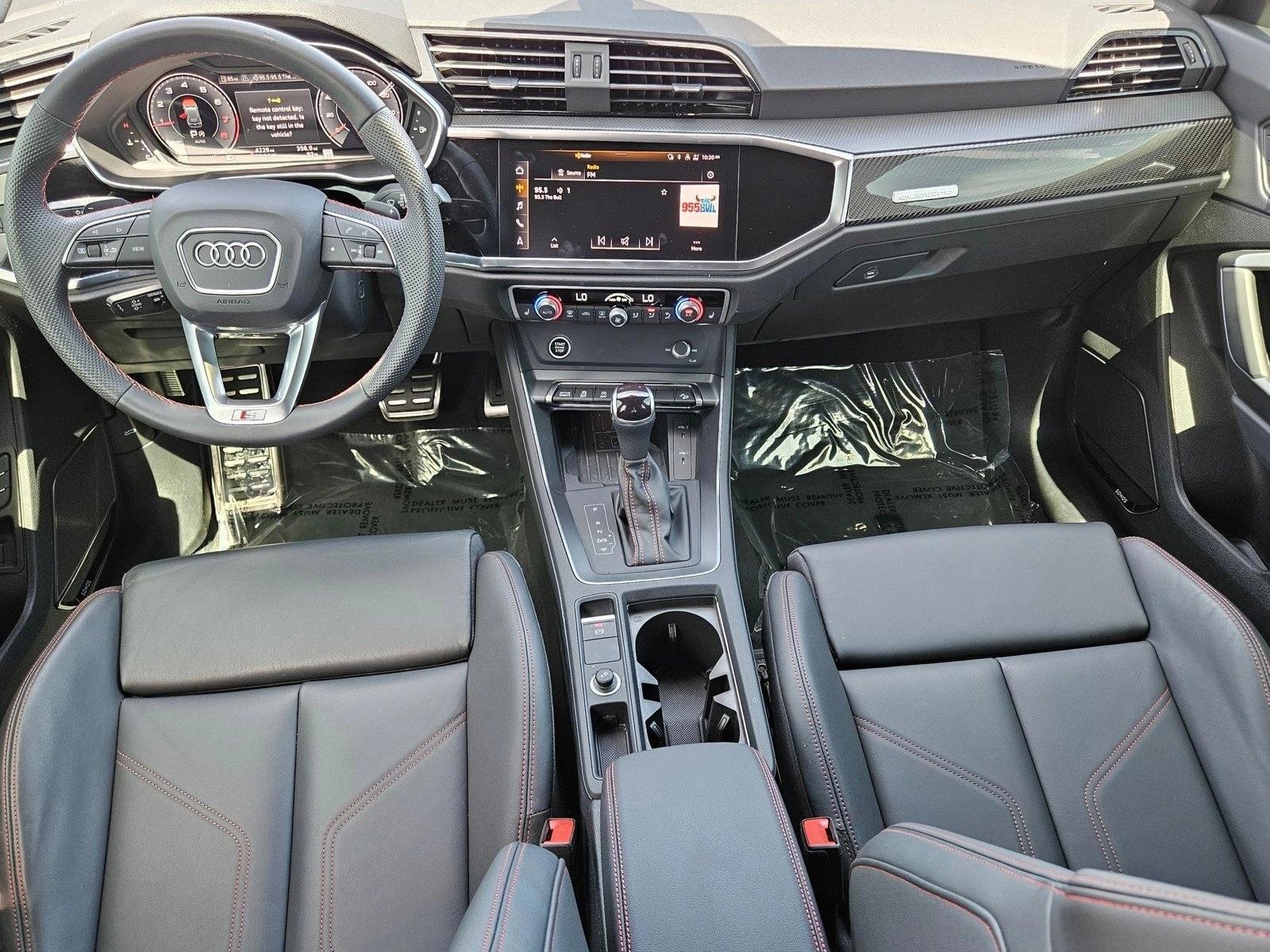Thumbnail: 2025 Audi Q3 - 4