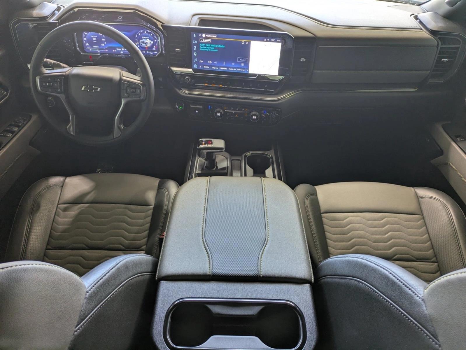 Thumbnail: 2025 Chevrolet Silverado 1500 - 4