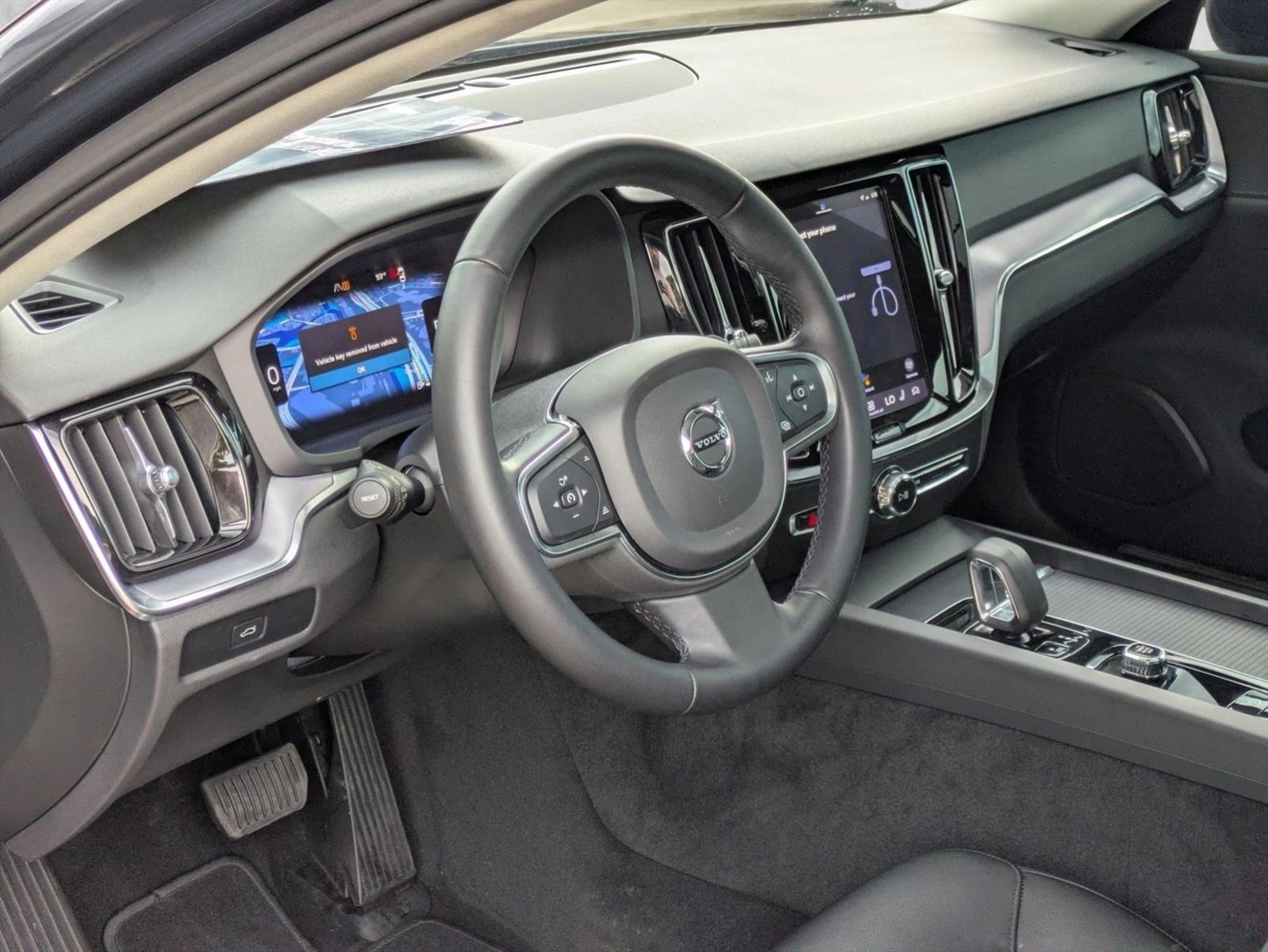 Thumbnail: 2024 Volvo S60 - 3