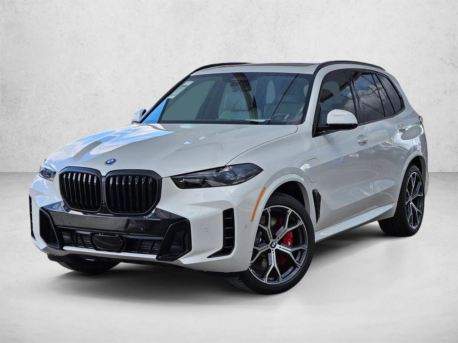 Thumbnail: 2026 BMW X5 - 1