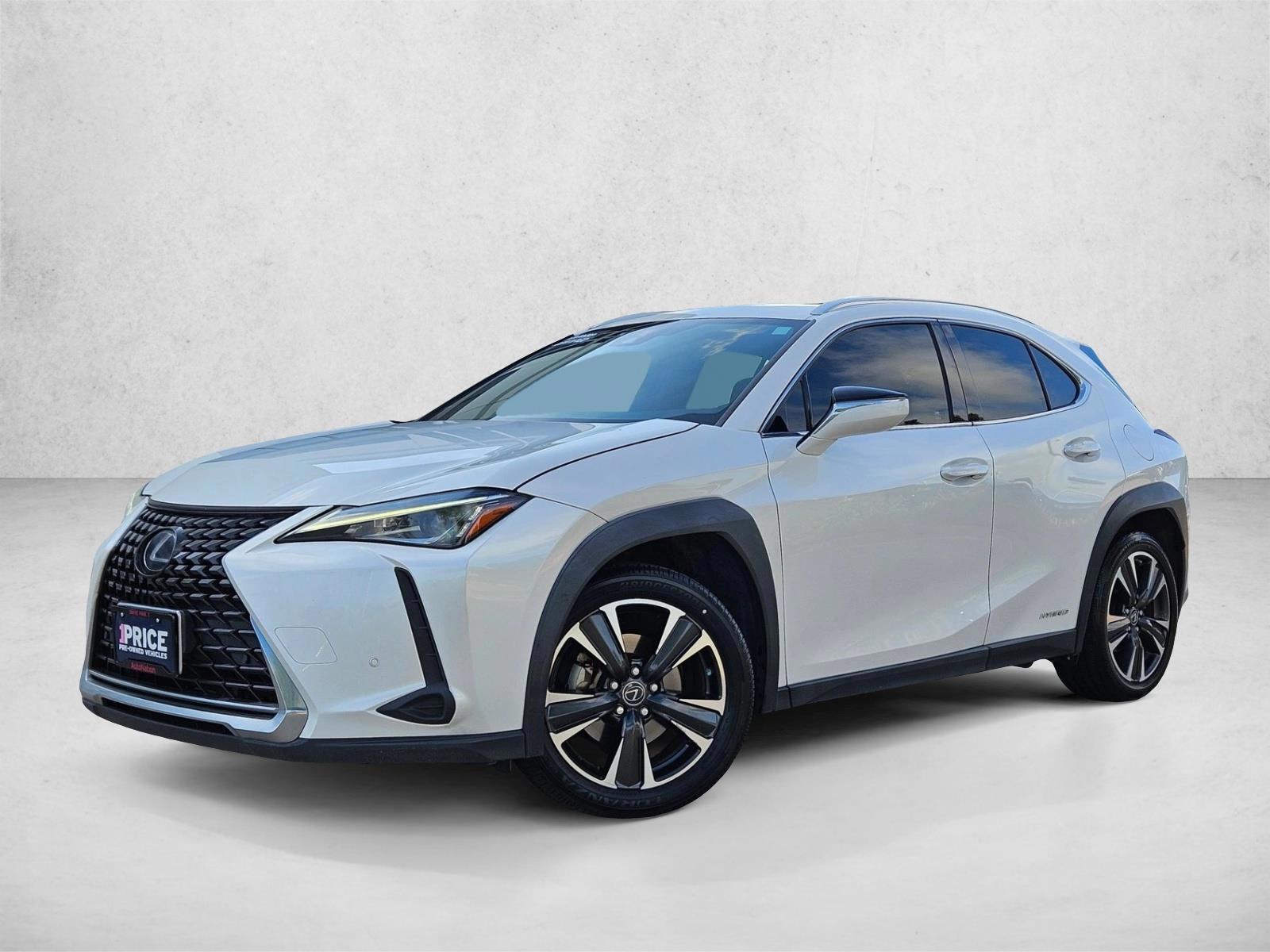 Thumbnail: 2019 Lexus UX - 1