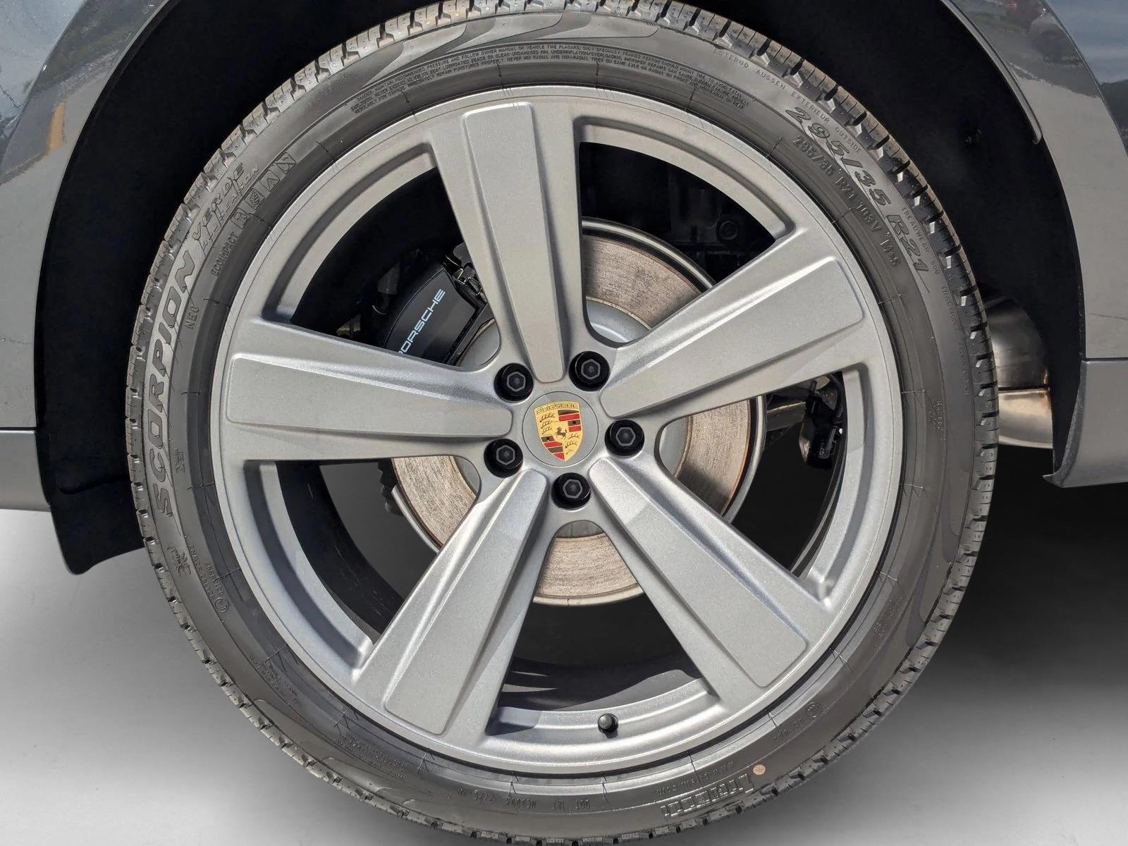 2026 Porsche Macan Base - Photo 25