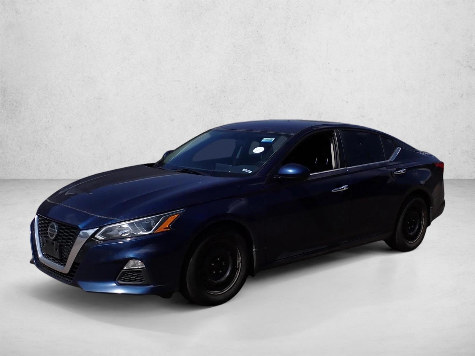 Thumbnail: 2020 Nissan Altima - 1