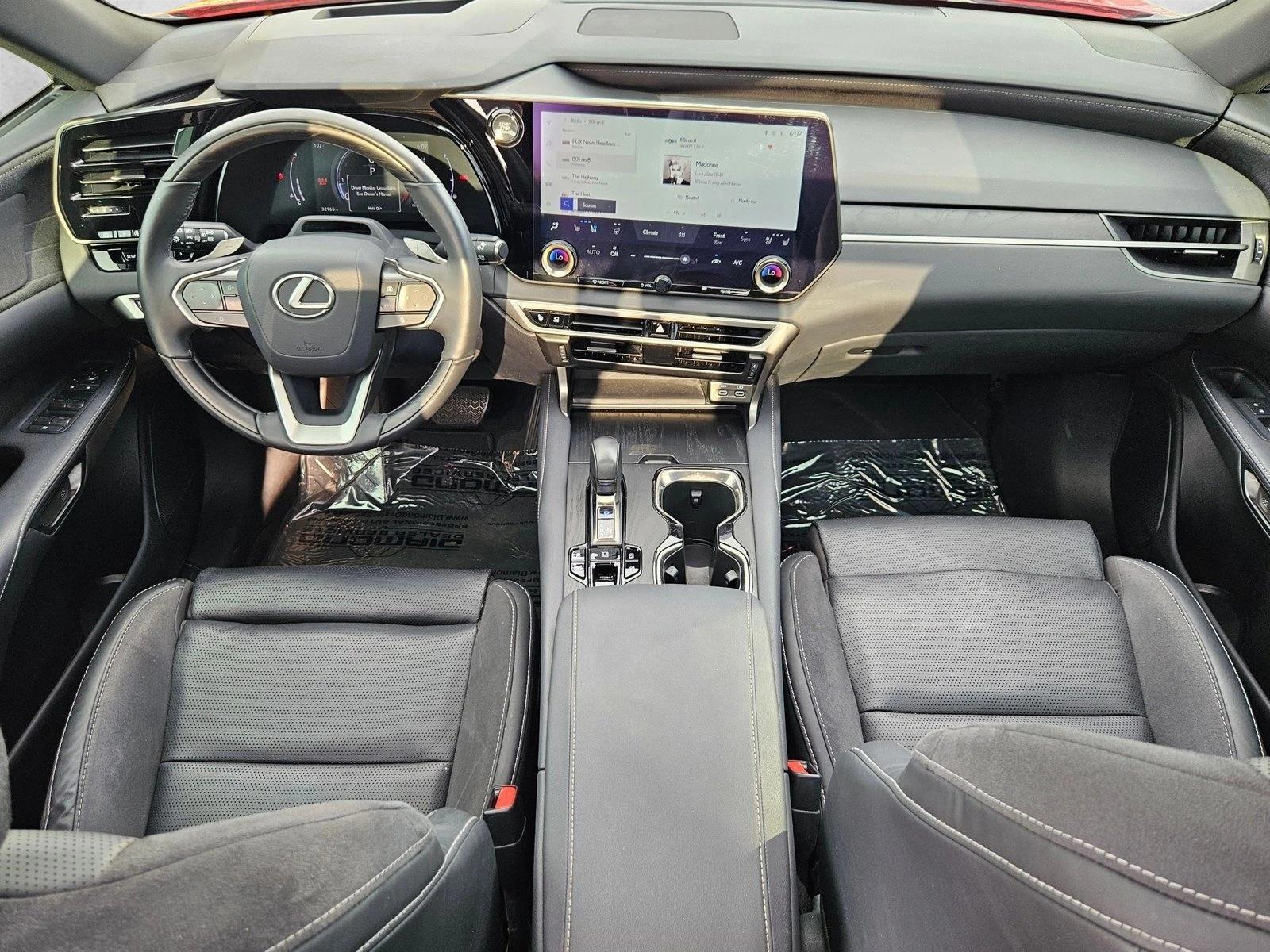 Thumbnail: 2024 Lexus RX - 3