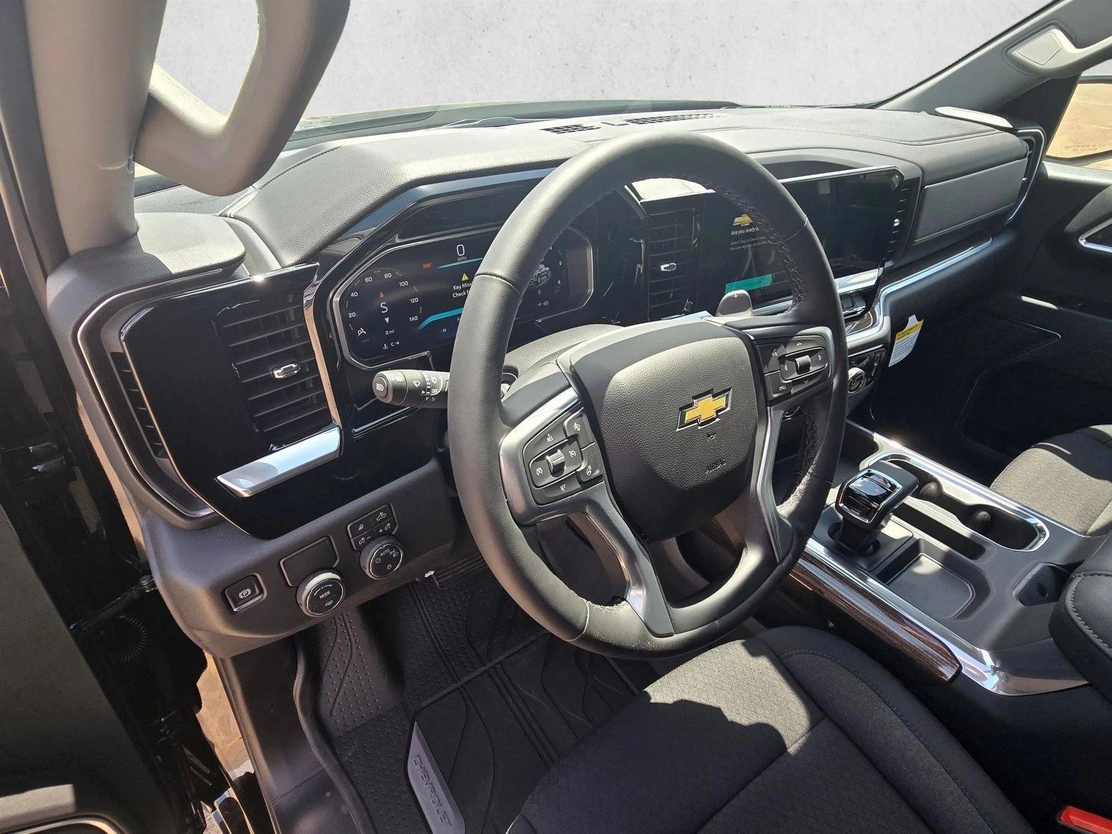 Thumbnail: 2026 Chevrolet Silverado 1500 - 3