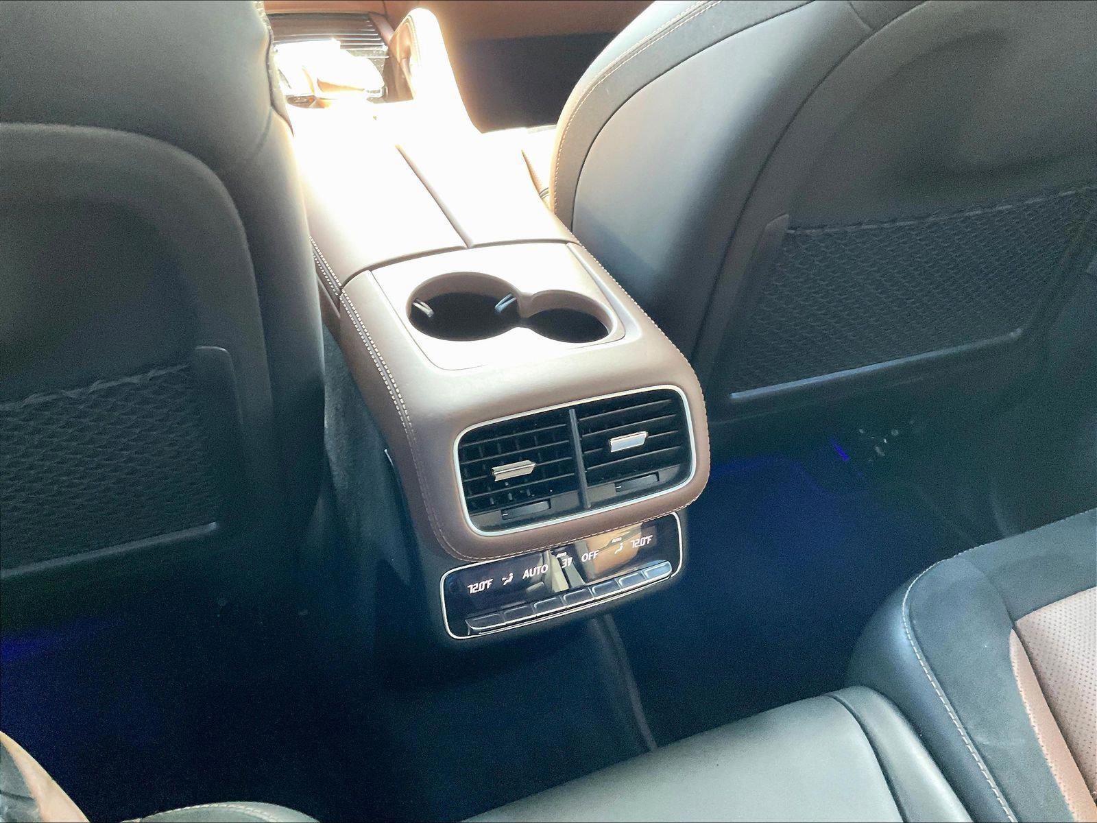2025 Mercedes-Benz GLS AMG GLS 63 - Photo 20