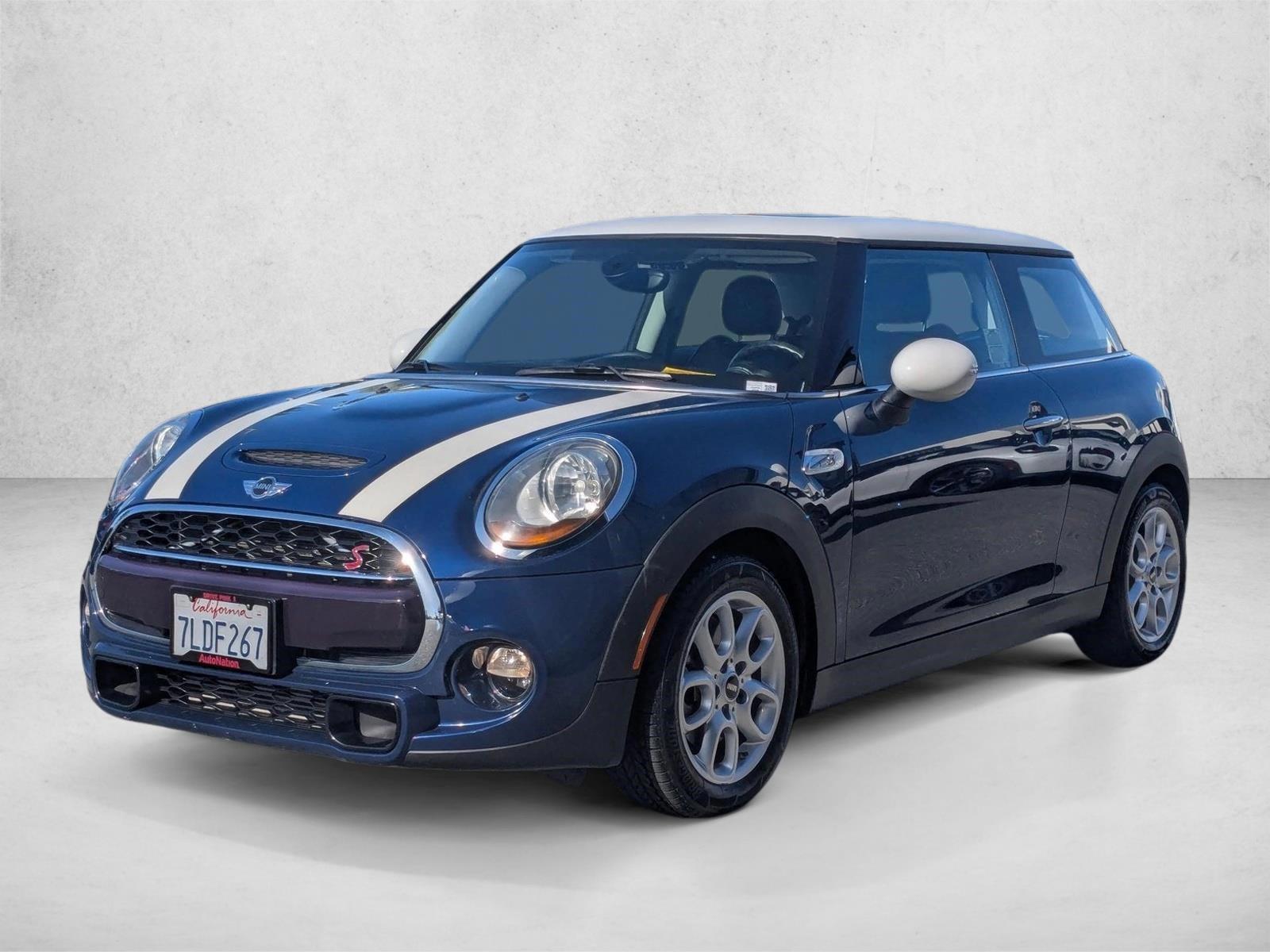 Thumbnail: 2015 MINI Cooper Hardtop - 1