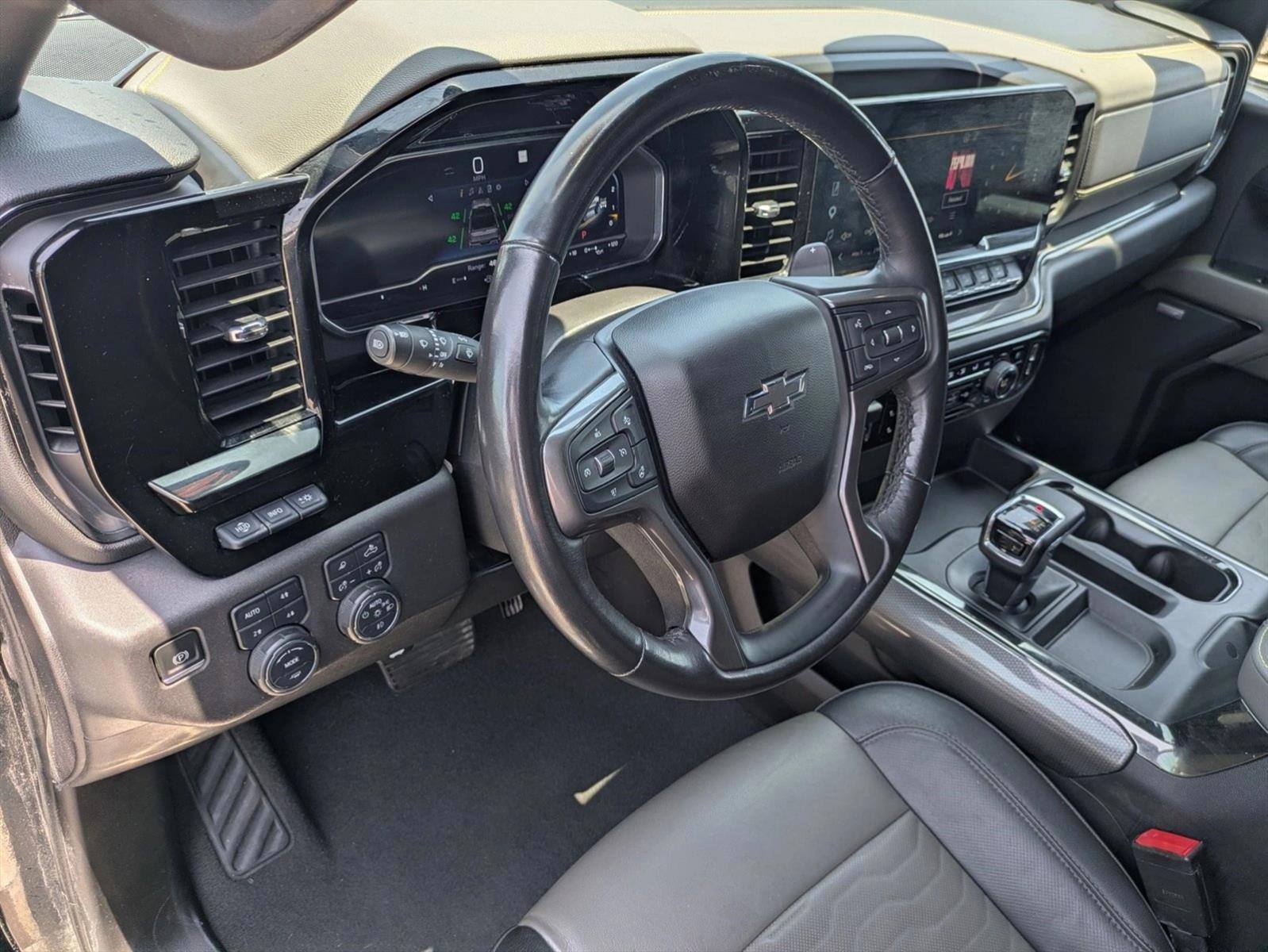 Thumbnail: 2023 Chevrolet Silverado 1500 - 3