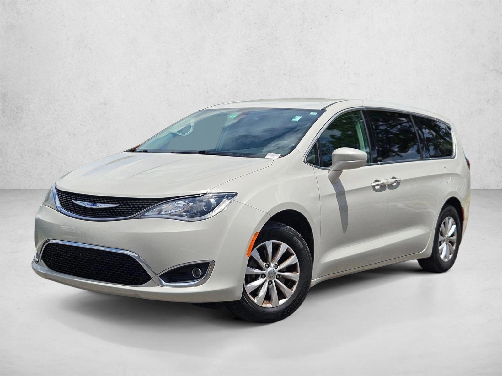 Thumbnail: 2019 Chrysler Pacifica - 1