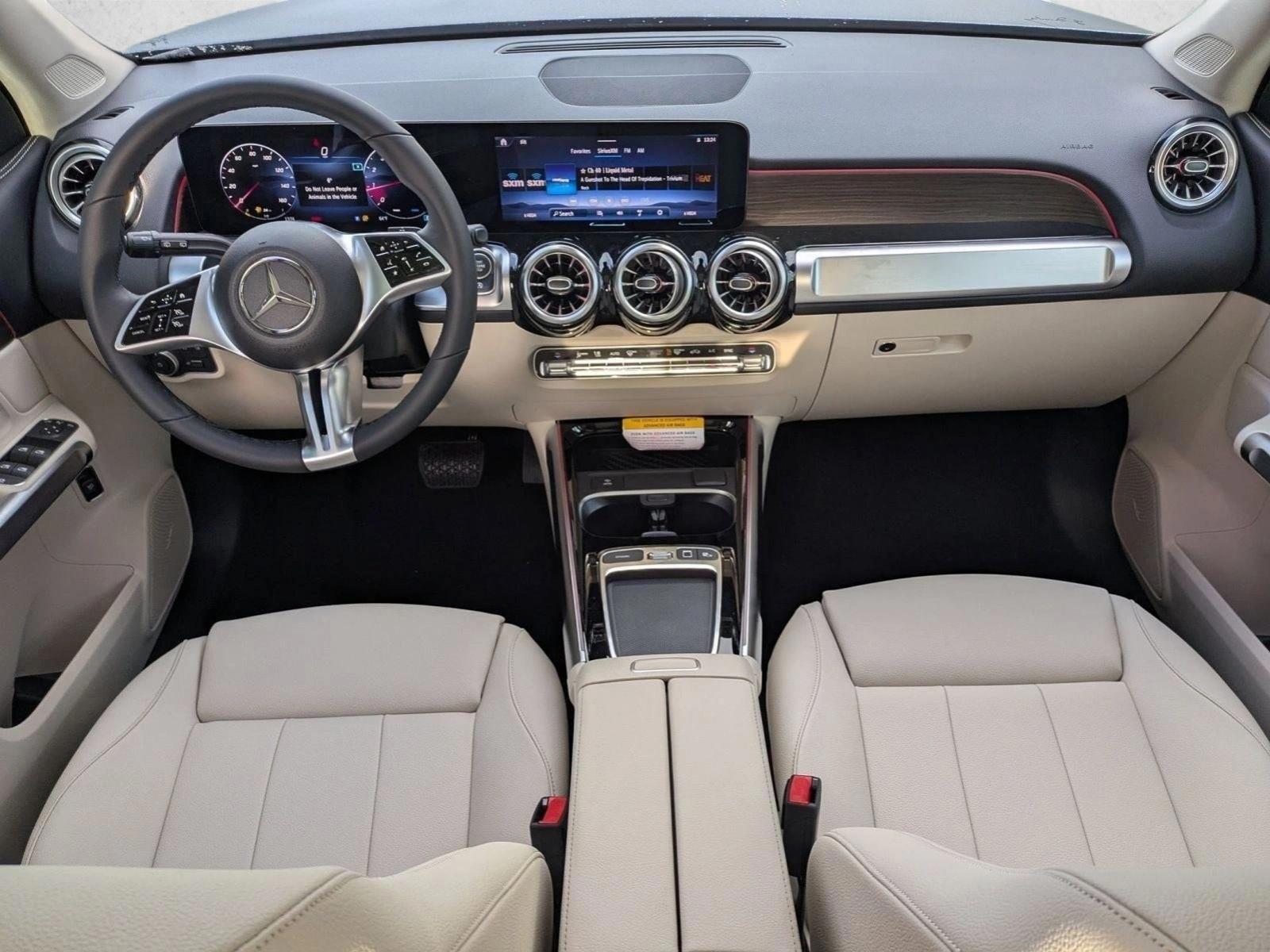 Thumbnail: 2026 Mercedes-Benz GLB - 3