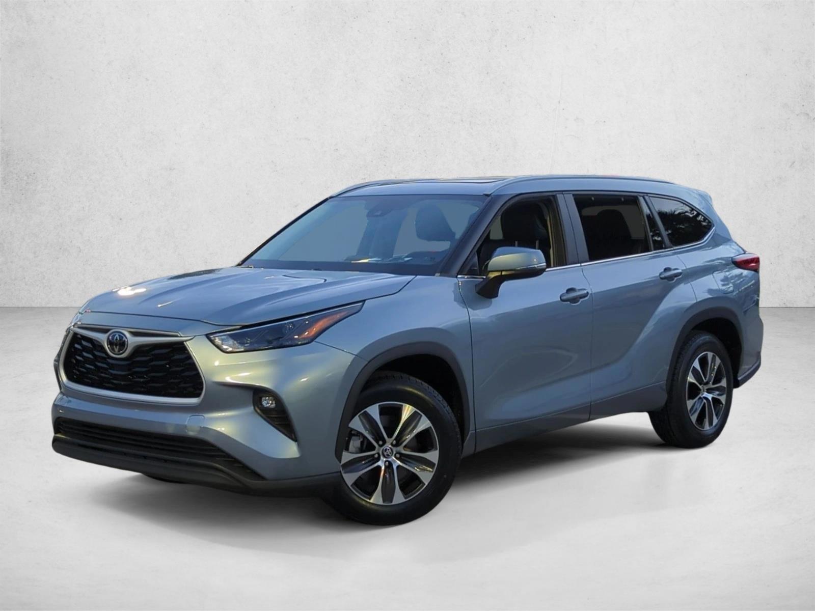 Thumbnail: 2023 Toyota Highlander - 1