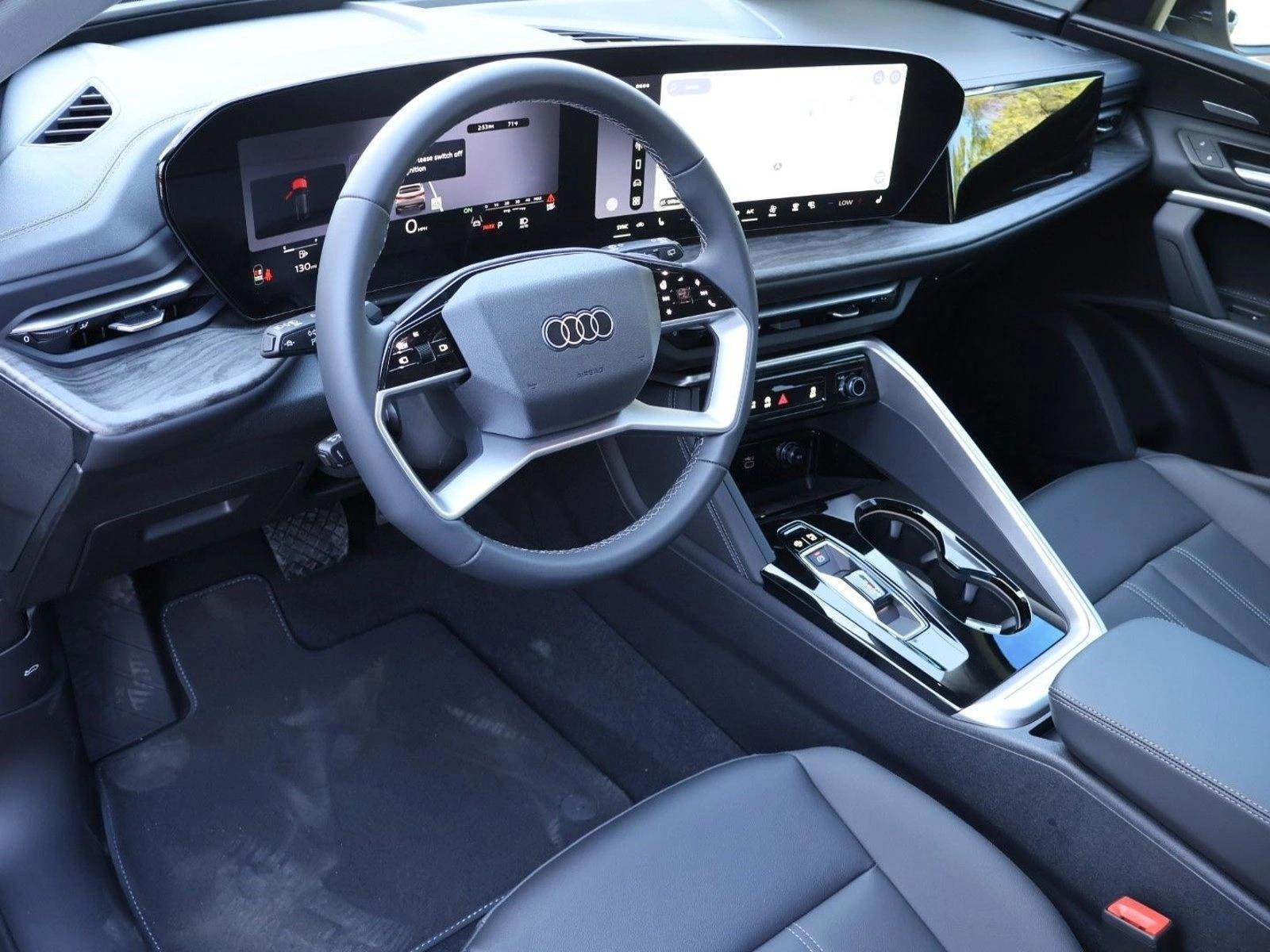 Thumbnail: 2026 Audi Q5 - 3