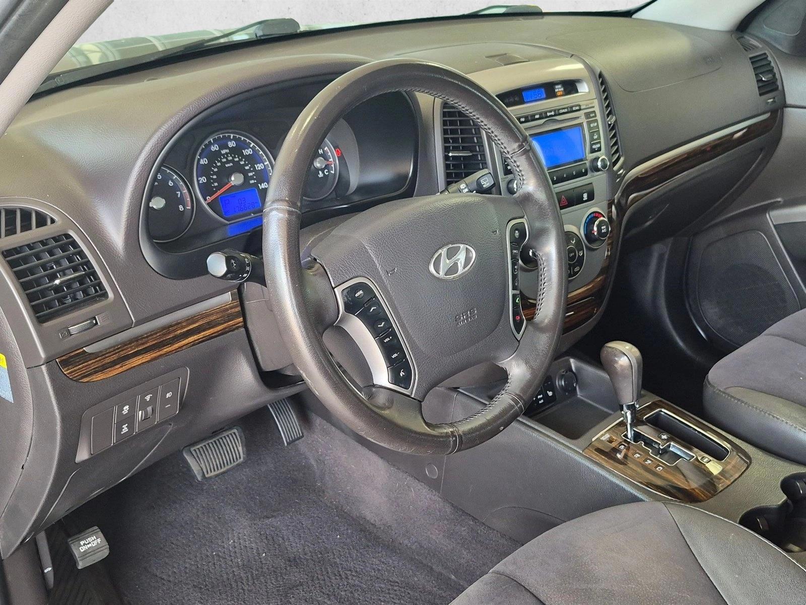 Thumbnail: 2011 Hyundai Santa Fe - 3