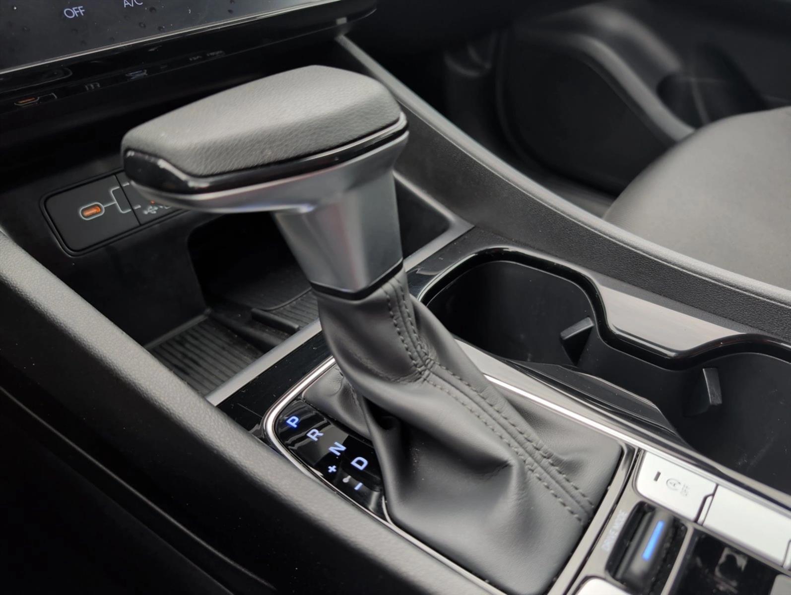 2025 Hyundai Tucson SEL - Photo 16
