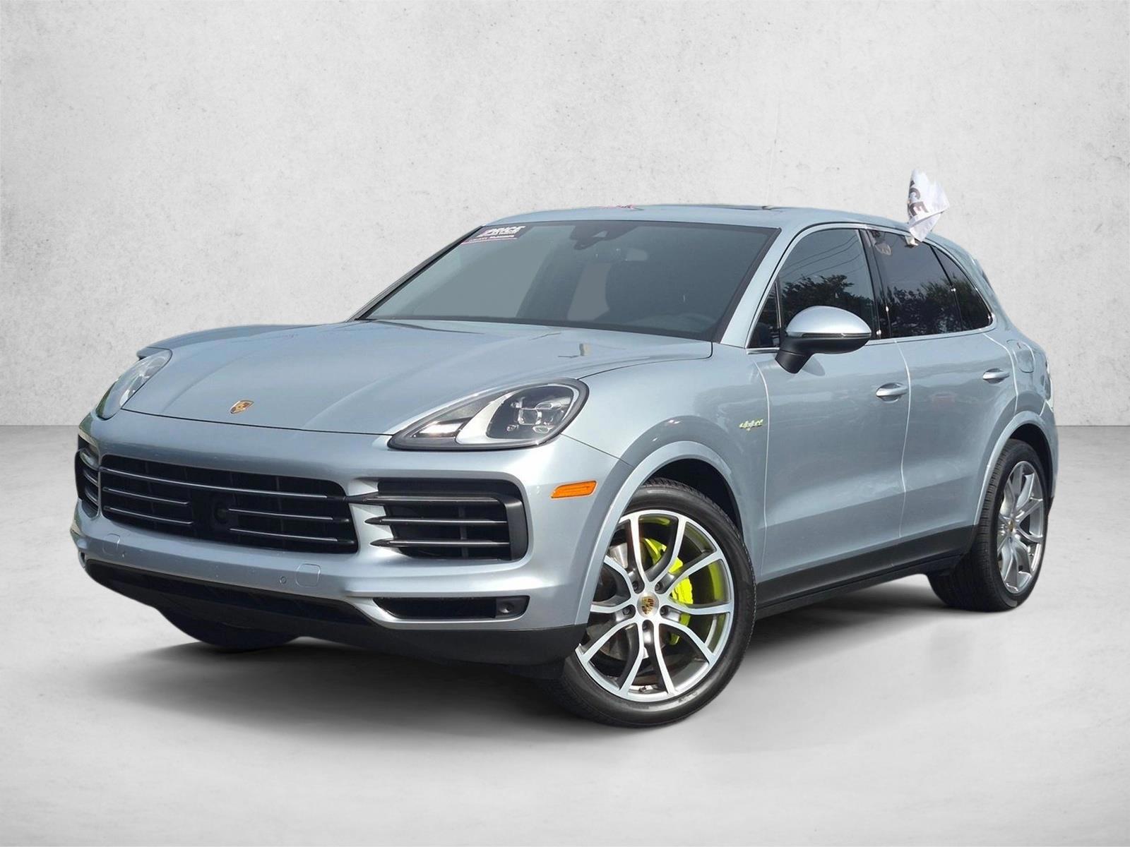 Thumbnail: 2020 Porsche Cayenne - 1