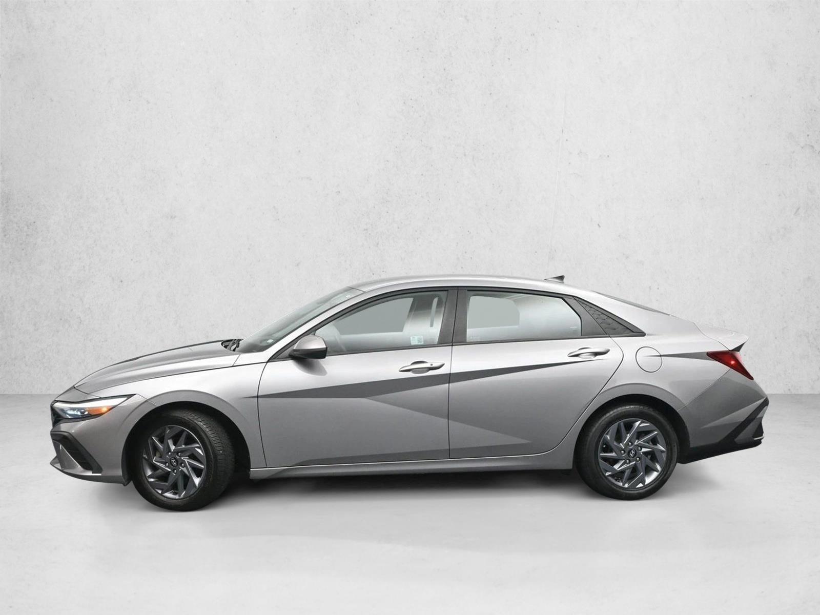 Thumbnail: 2024 Hyundai Elantra - 2
