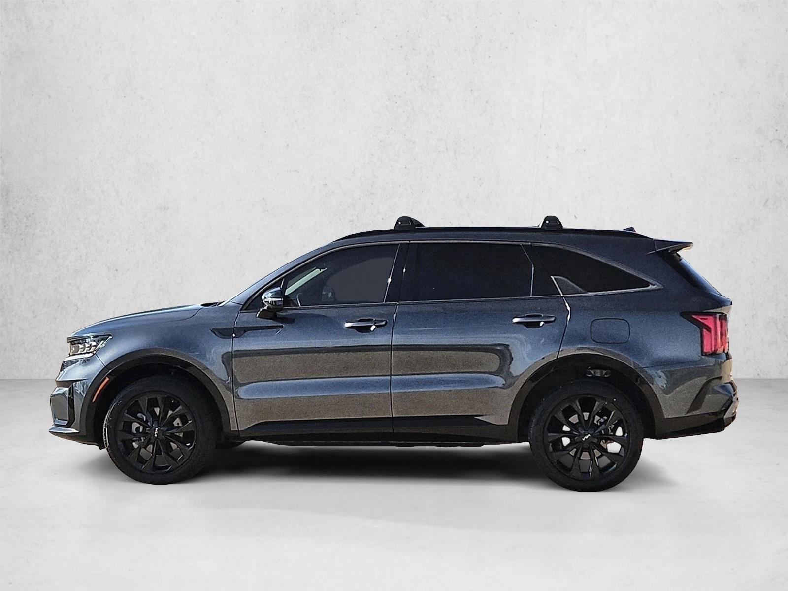 Thumbnail: 2022 Kia Sorento - 3