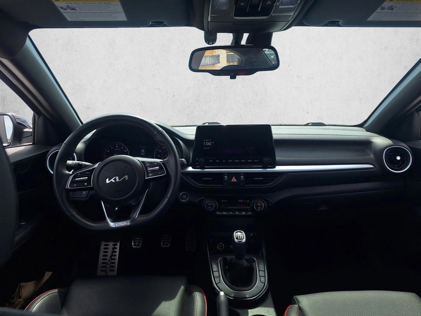 Thumbnail: 2023 Kia Forte - 3