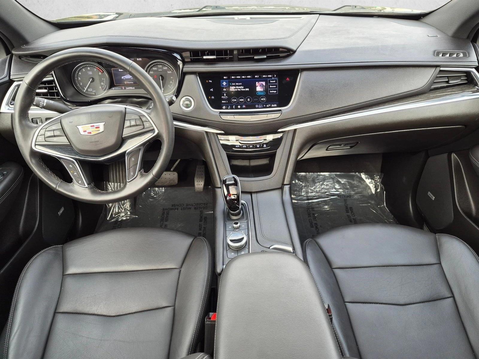 Thumbnail: 2022 Cadillac XT5 - 4