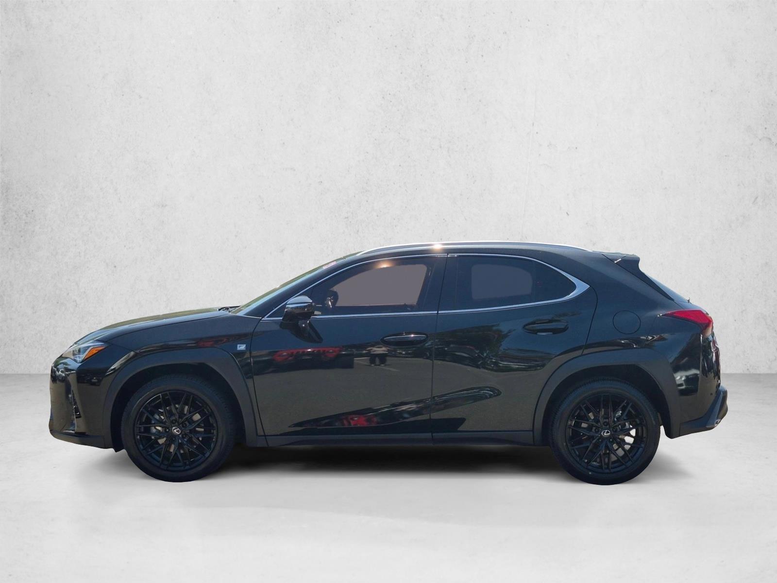 Thumbnail: 2021 Lexus UX - 2