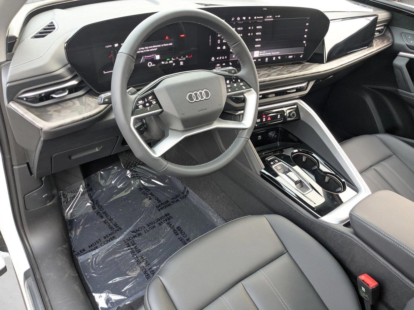 Thumbnail: 2025 Audi Q5 - 3