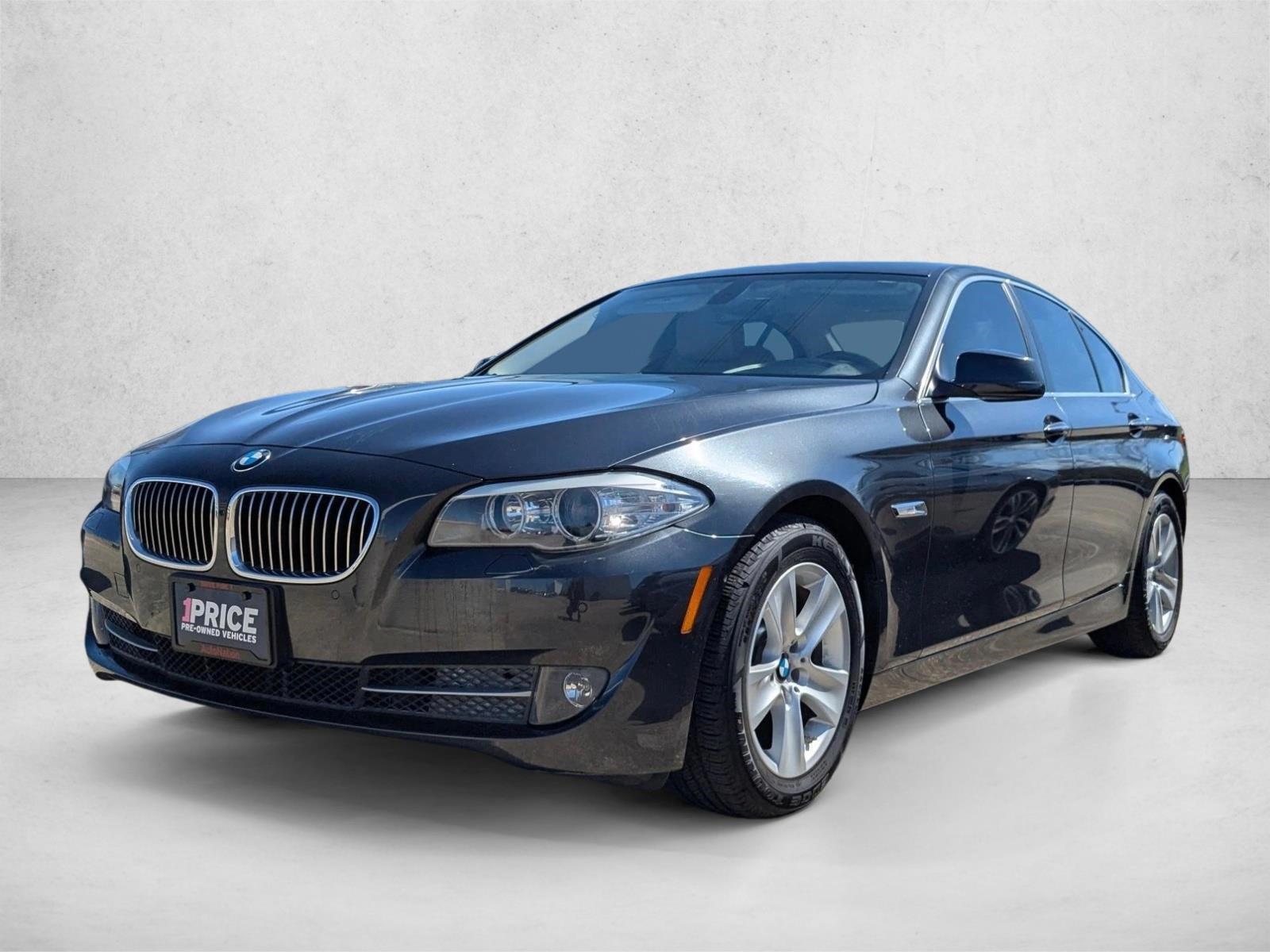 Thumbnail: 2011 BMW 5 Series - 1