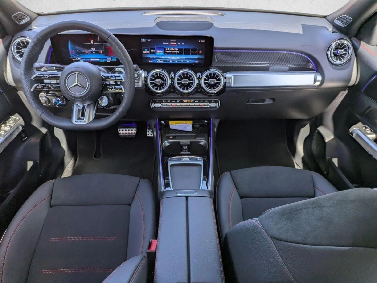 Thumbnail: 2026 Mercedes-Benz GLB - 4