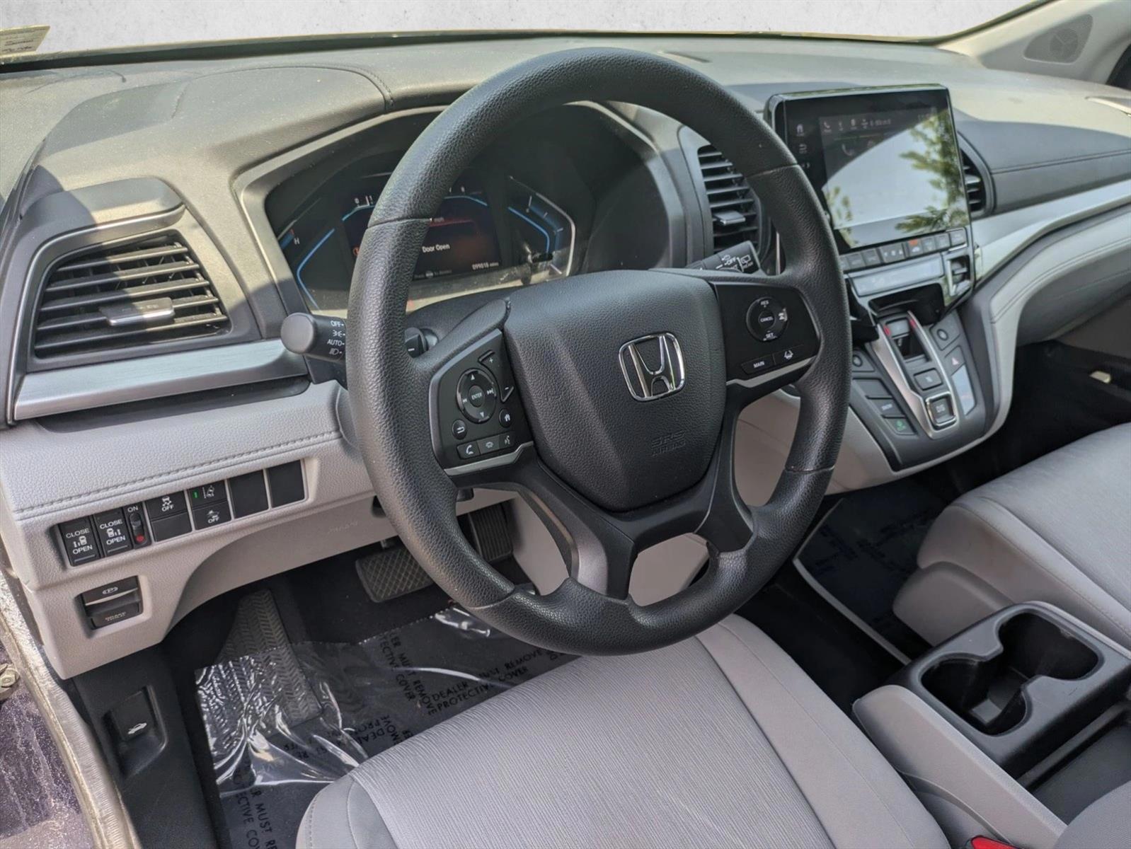Thumbnail: 2019 Honda Odyssey - 3