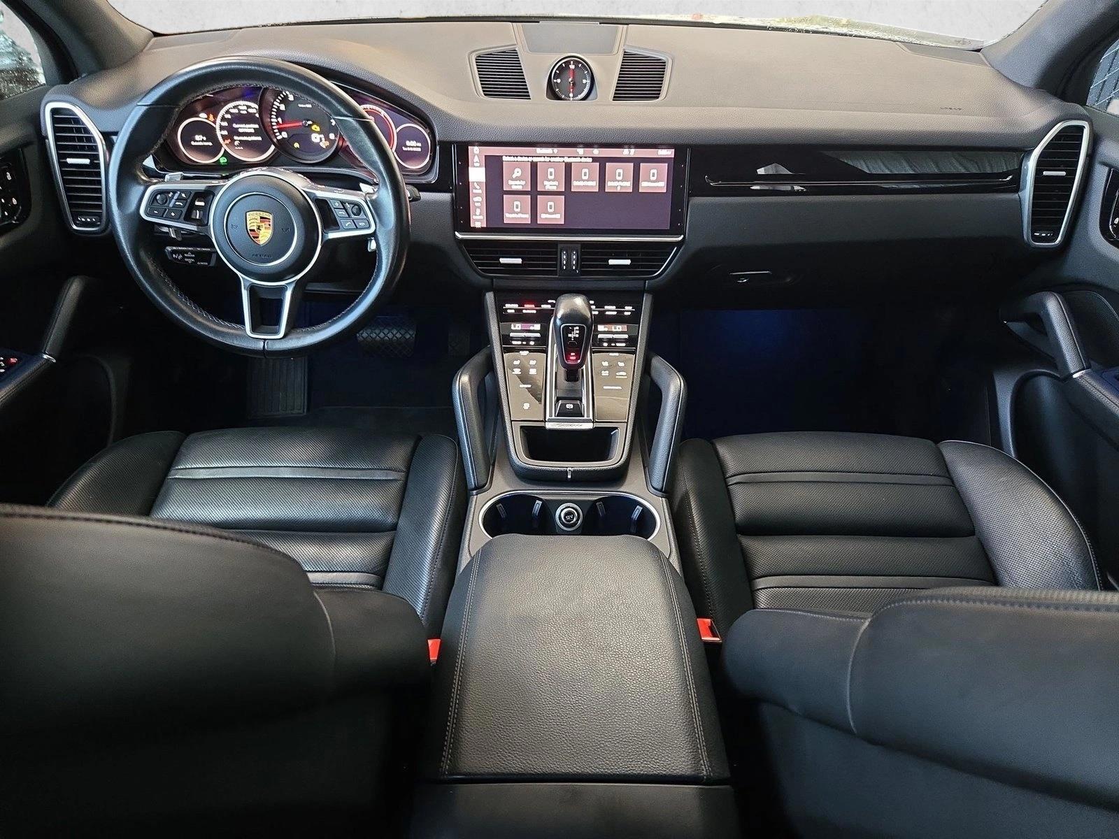 Thumbnail: 2021 Porsche Cayenne - 4