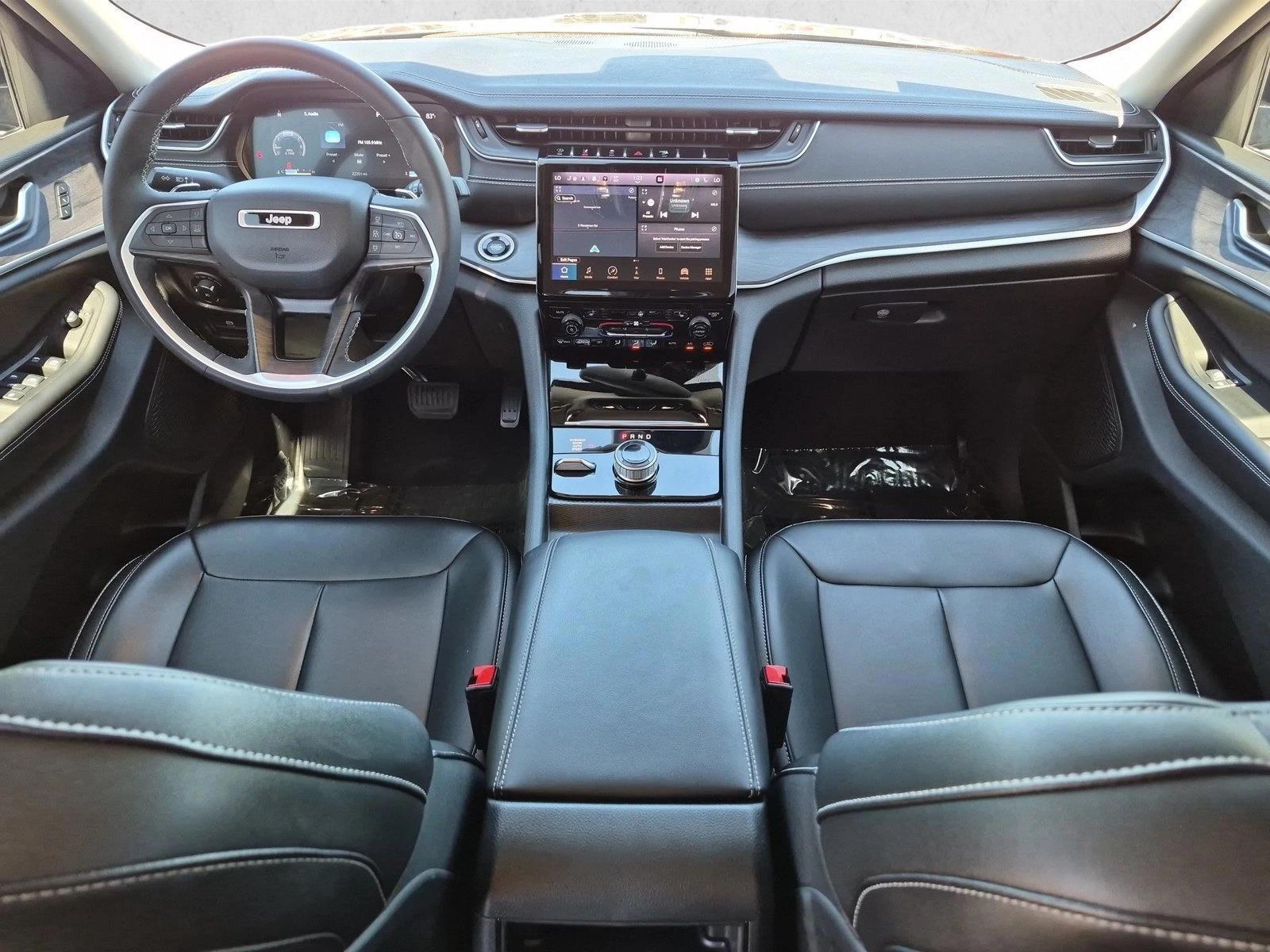 Thumbnail: 2024 Jeep Grand Cherokee - 3