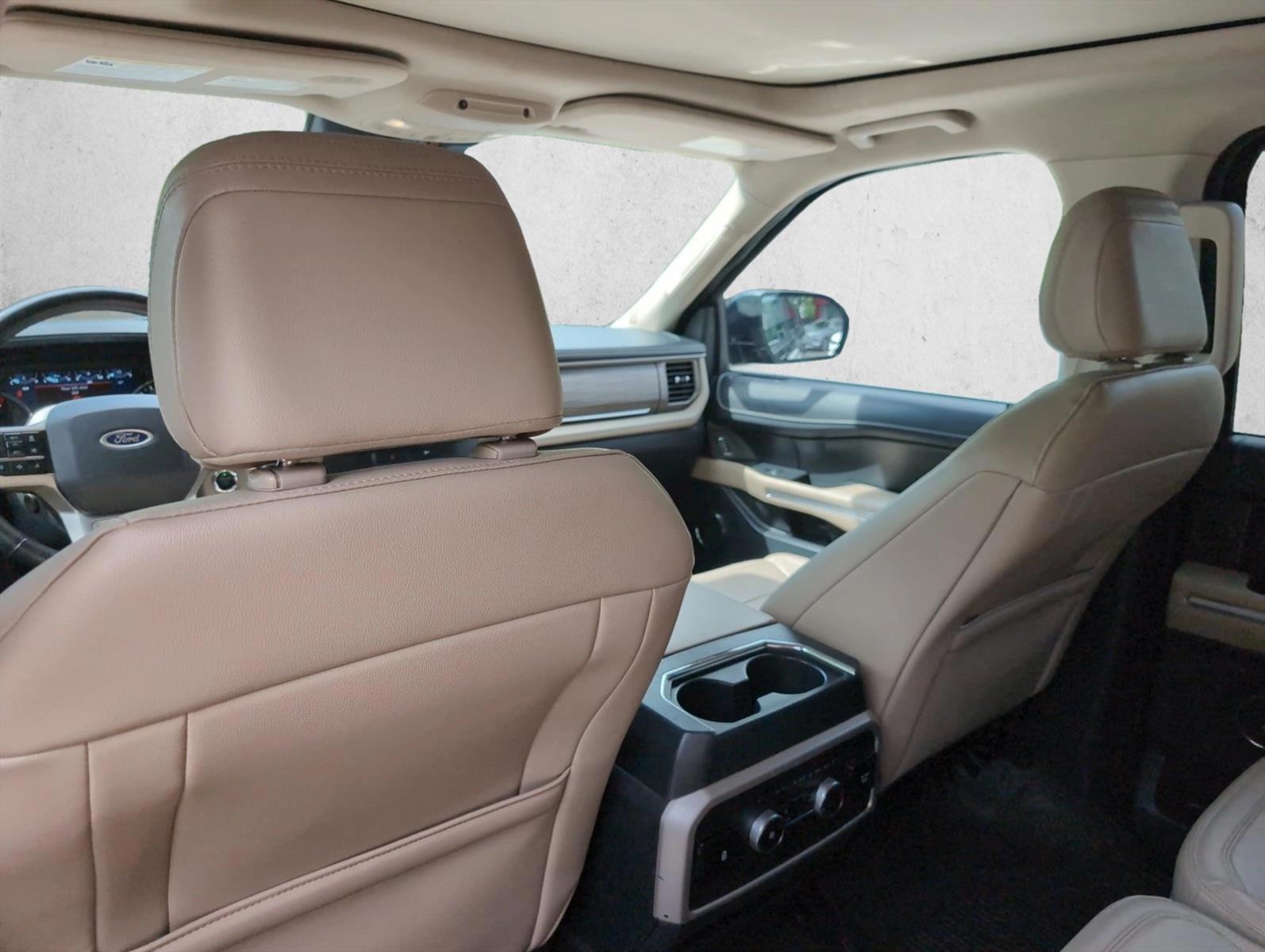 Thumbnail: 2023 Ford Expedition MAX - 4
