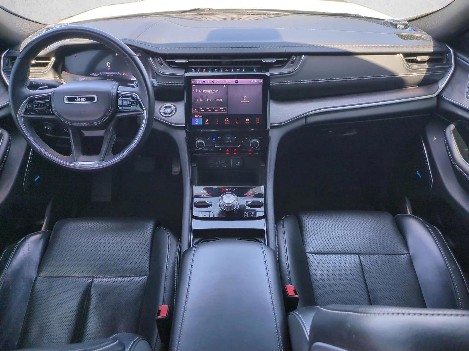Thumbnail: 2022 Jeep Grand Cherokee - 3