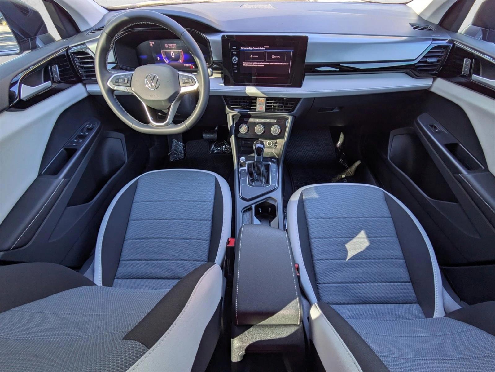 Thumbnail: 2026 Volkswagen Taos - 3