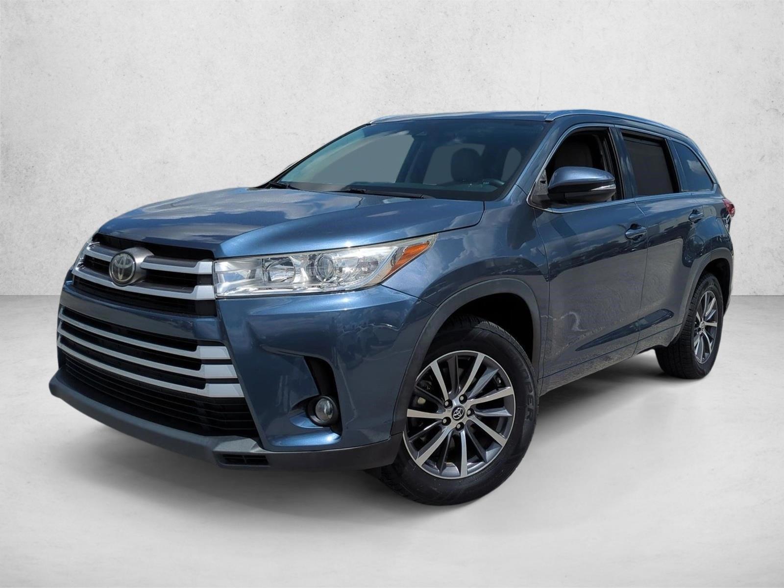 Thumbnail: 2017 Toyota Highlander - 1