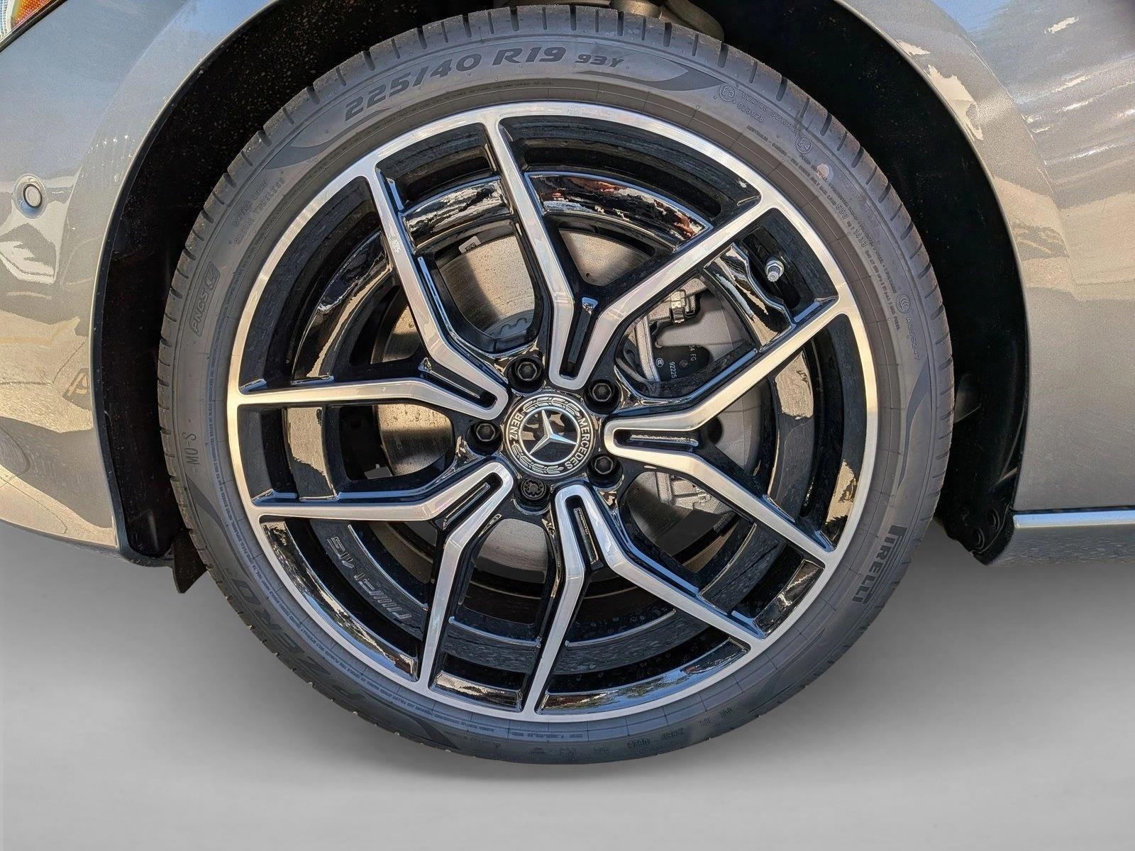 2026 Mercedes-Benz C-Class Sedan C 300 - Photo 15