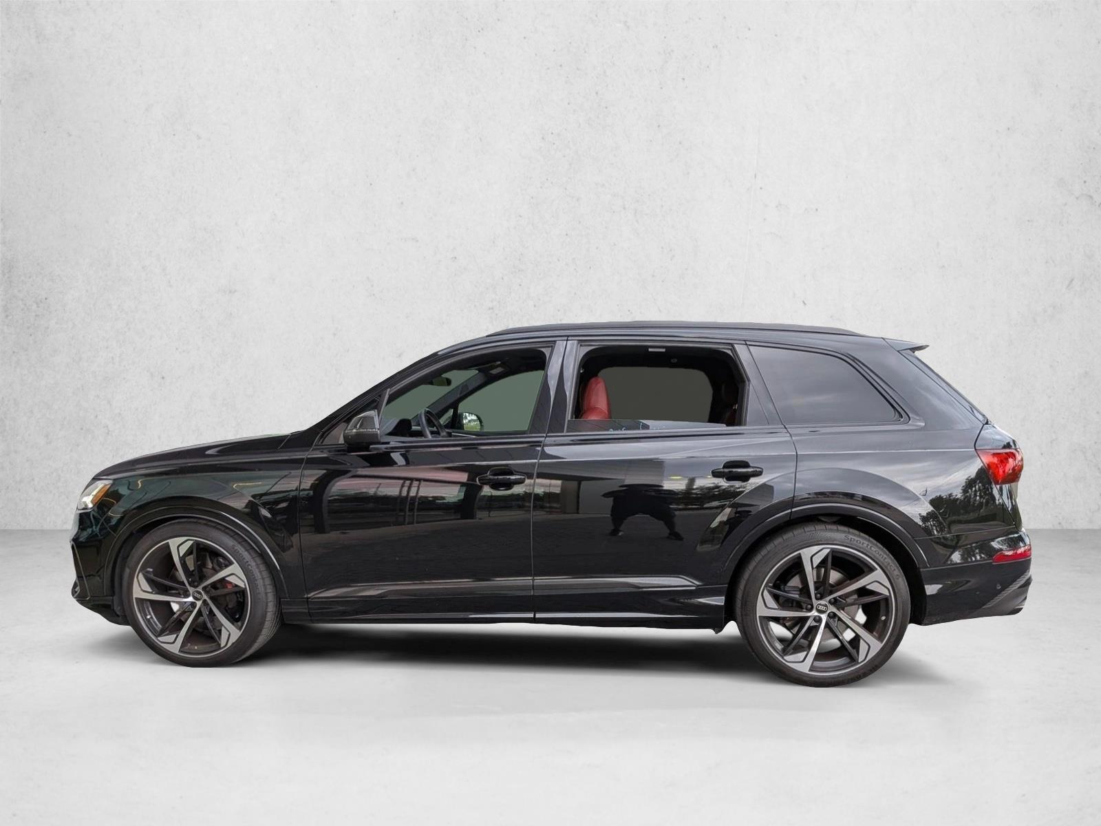 Thumbnail: 2024 Audi SQ7 - 2