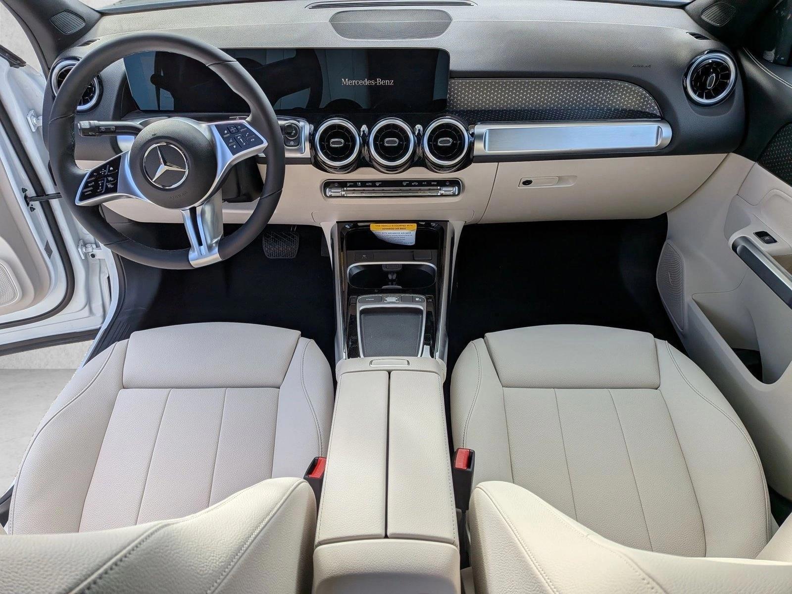 Thumbnail: 2026 Mercedes-Benz GLB - 3