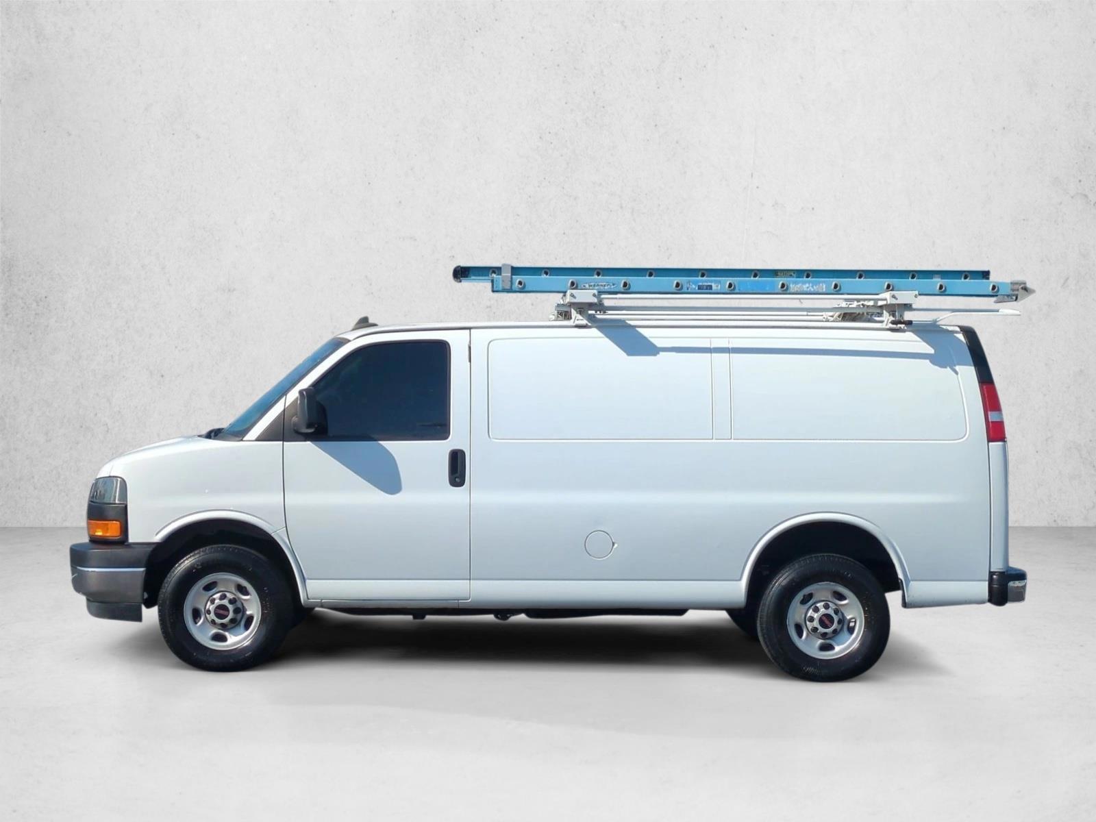 Thumbnail: 2023 GMC Savana - 2
