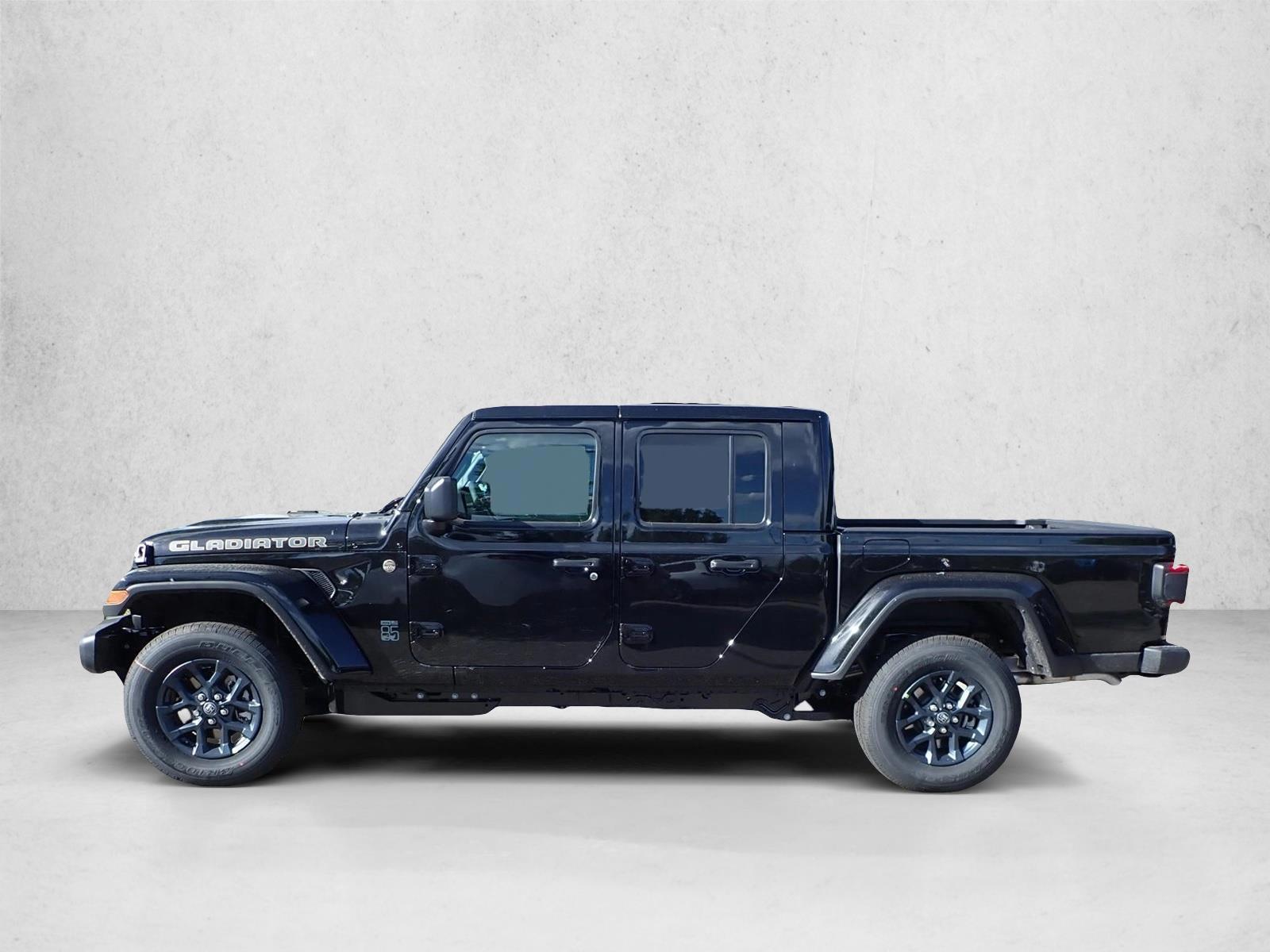 Thumbnail: 2026 Jeep Gladiator - 2