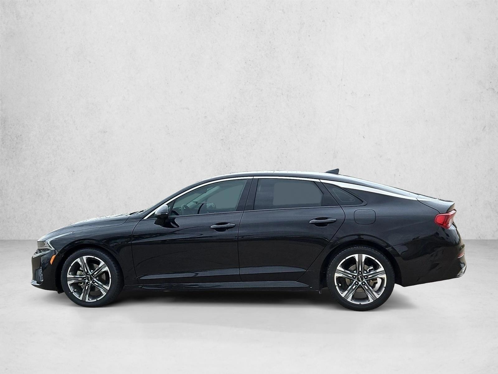 Thumbnail: 2023 Kia K5 - 2