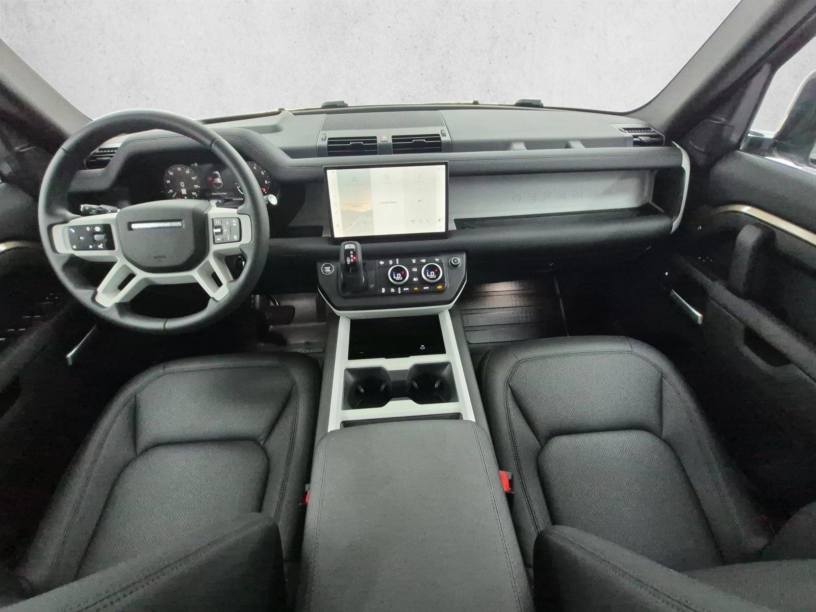Thumbnail: 2025 Land Rover Defender - 4