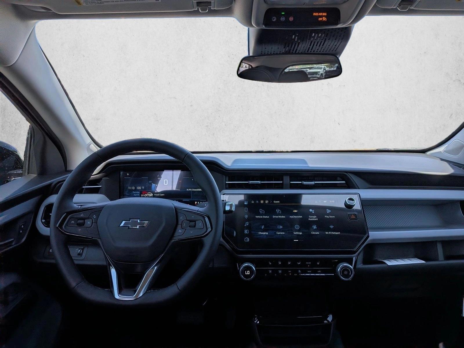 Thumbnail: 2027 Chevrolet Bolt EV - 4