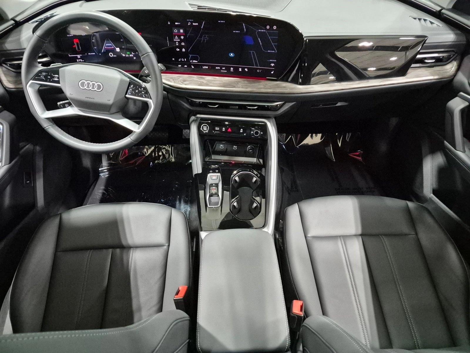 Thumbnail: 2025 Audi Q5 - 4