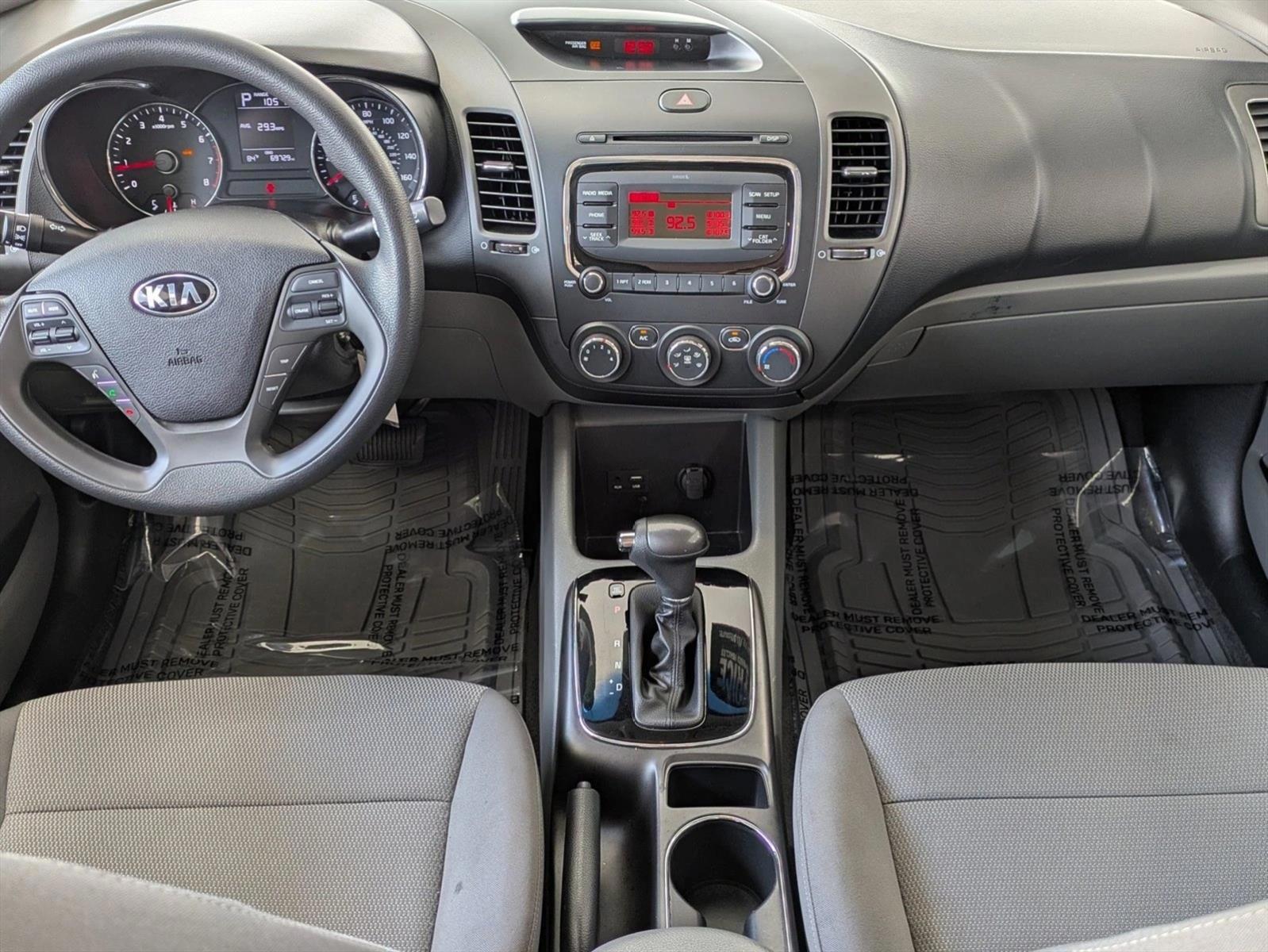 Thumbnail: 2018 Kia Forte - 3