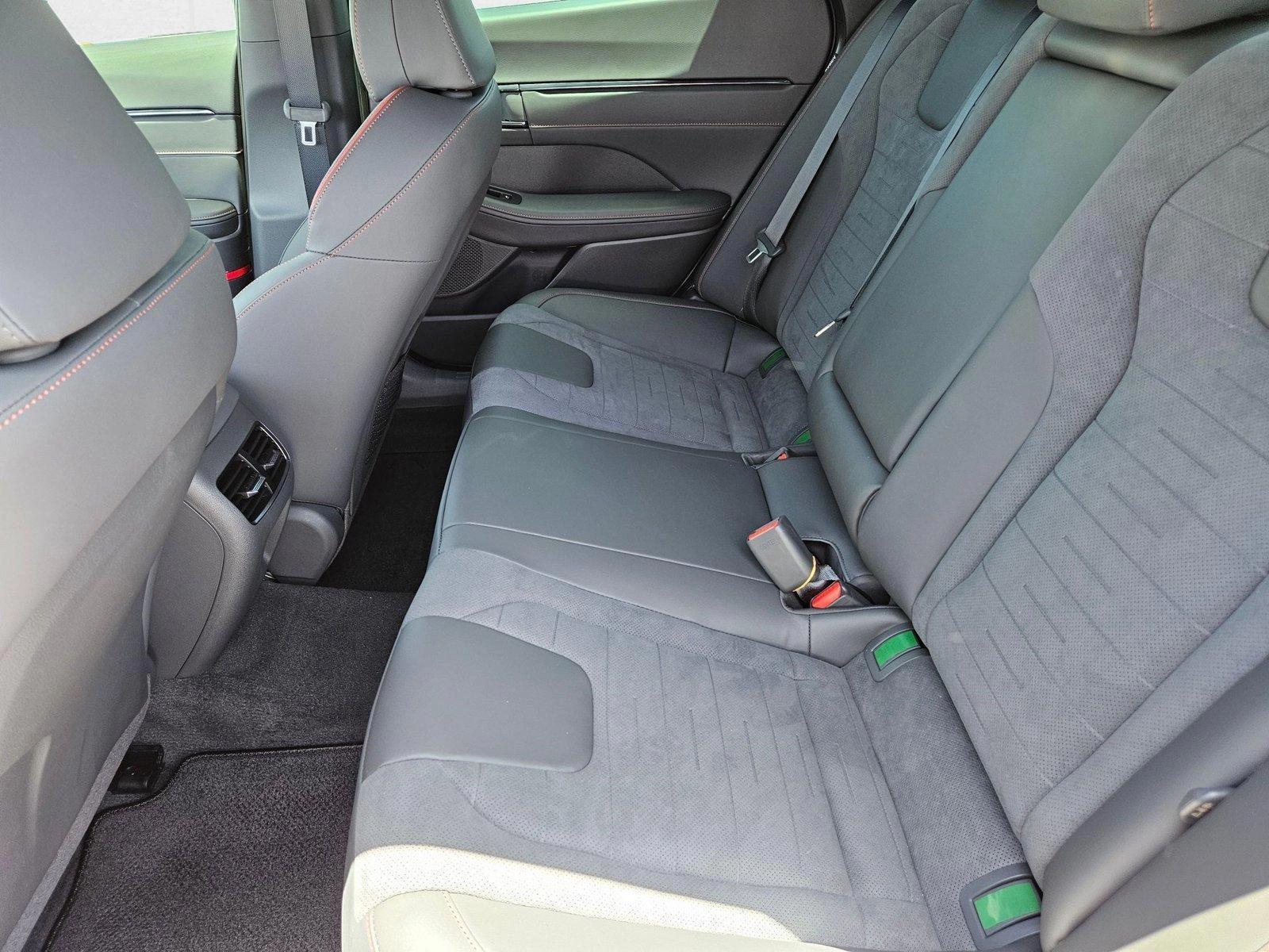 2025 Hyundai Sonata N Line - Photo 11