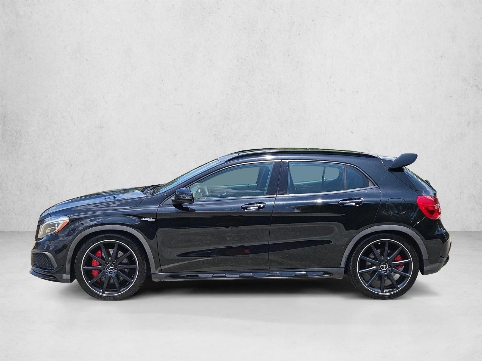 Thumbnail: 2015 Mercedes-Benz GLA - 2
